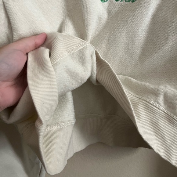 PINK Cropped Crewneck - Picture 5 of 6